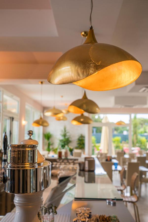 Golden Hotel Marina di Cecina Zewnętrze zdjęcie